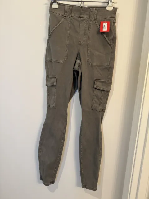 Spanx Stretch Twill Ankle Cargo Pants Size Small, Desert Dune NWT