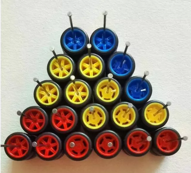 Hot Wheels 10 Sets NEW Mixed Color/Style Rims & Real Rider Rubber Tires 1/64