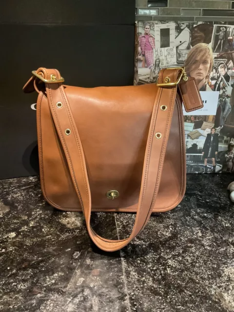 Vintage Coach Stewardess Bag in Mahogany 9525 – Second Hand Grands