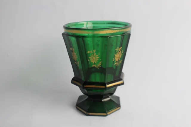 BACCARAT gobelet en cristal vert XIXe siècle (37329)