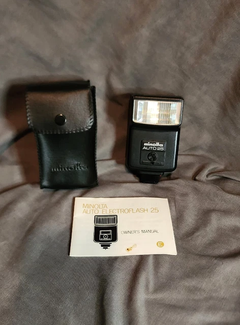 Minolta Auto Electro Flash 25  946D