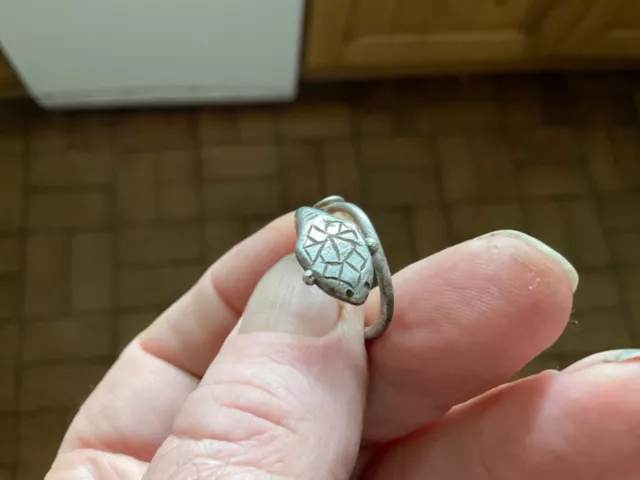 Unknown Metal Silver Colour Serpent Head Ring.No Hallmarks.Metal Detecting Finds