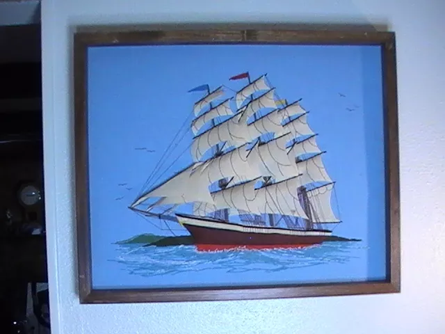 Velero Fieltro Completado Bordado con Aguja Puntada de Cruz 3D 21""x17"" Años 70