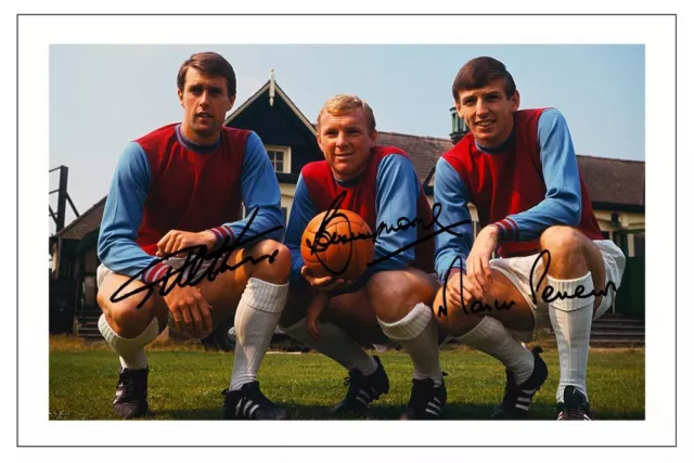 BOBBY MOORE MARTIN PETERS GEOFF HURST Signed Autograph PHOTO Print WEST HAM