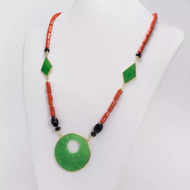 Collana In Oro Giallo 18 Kt Con Giada Verde Spinelli E Corallo Rosso Ogln 0104