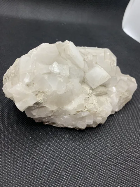 Minerali ** Calcite - Morfasso, Piacenza (N) 13cm x 9cm x 6cm.