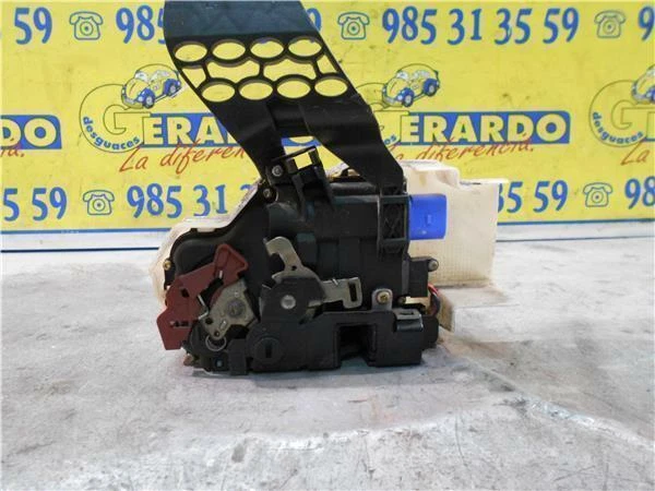 Serrure fermeture porte arrière droite - VOLKSWAGEN Touran - 7L0839016