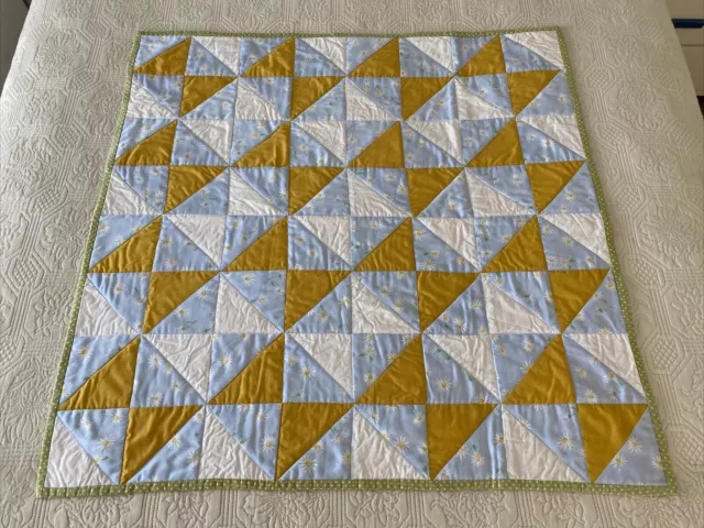 Handmade Patchwork Small Quilt Blue / Yellow Geometric Floral Daisy ￼90 Cm²