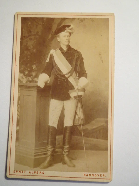 Hannover - stehender Student in Wichs - ca. 1880/90er Jahre - CDV / Studentika