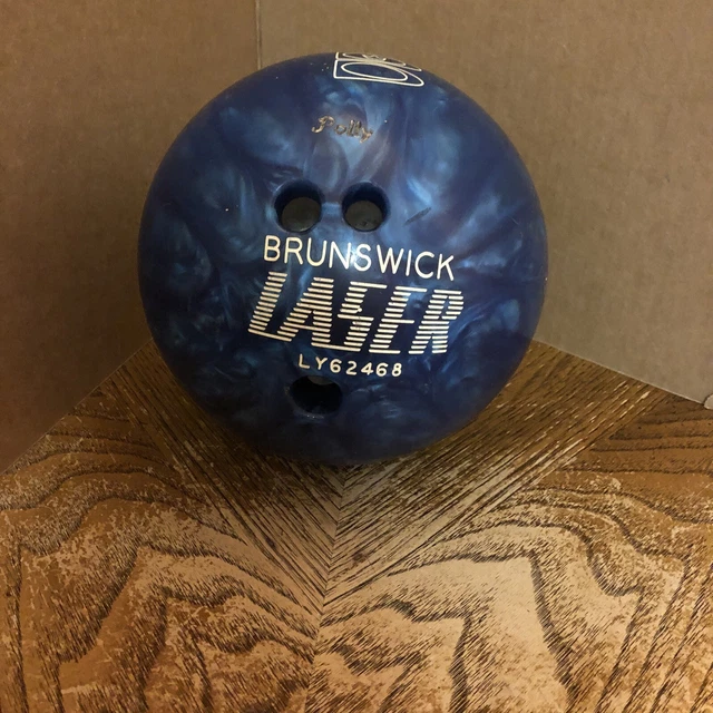 VINTAGE BRUNSWICK LASER Bowling Ball Blue Pearl Swirl LY62468 EUC