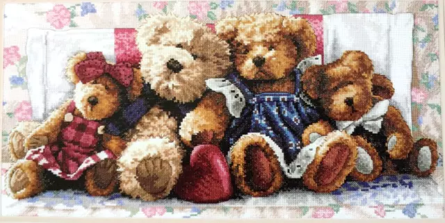 DIMENSIONS Gold Collection A ROW OF LOVE Counted Cross Stitch Kit Teddy Bears  C