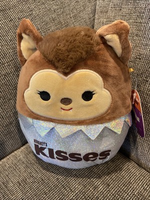 kisses squishmallow
