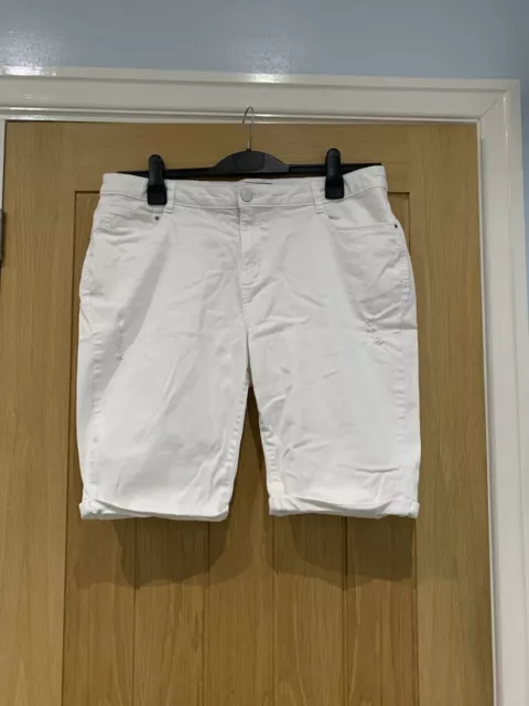 Ladies Dorothy Perkins Shorts Size 18