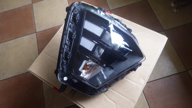 Quadratischer LED-Frontscheinwerfer Für LKW Mit Fern- Und Abblendlicht Ersatz Fur Jeep Cherokee Limited Sport Utility 2015 84736615