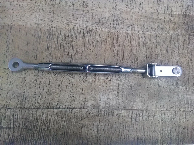 Tendeur Inox A4 M10 Pour Câble 8mm – Pro Marine, Ligne De Vie, Très Bon état