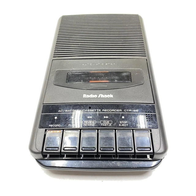 RADIO SHACK CASSETTE Player Recorder Portable CTR66 141151 No AC