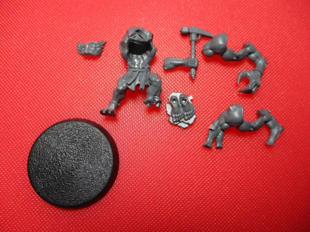 Warhammer 40k Genestealer Cults Aberrants Body 2 Legs Arms No Head Bits Box