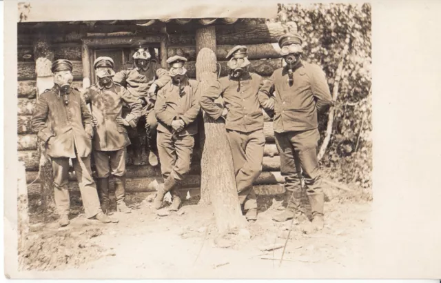 1.WK - TOP FOTO - Deutsche Soldaten mit Gasmasken