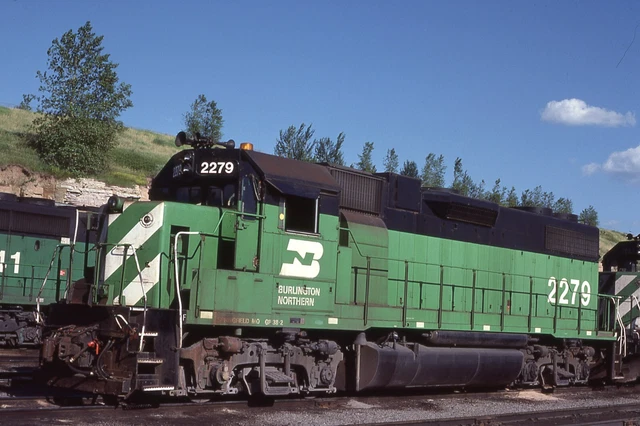 T: Orig Slide BN Burlington Northern GP38-2 #2279 - Northtown MN 1984 Ex-Frisco