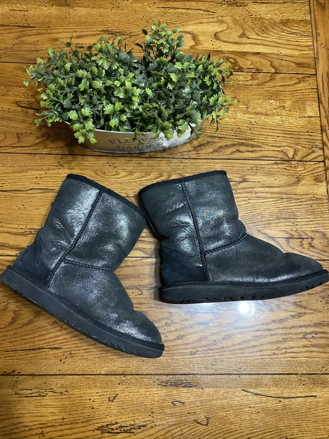 UGG Women's Classic Sparkle Black Boots, Size 6