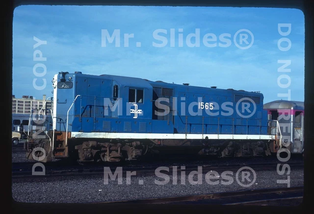 Original Slide B&M Boston & Maine GP7 1565 Somerville MA 1979