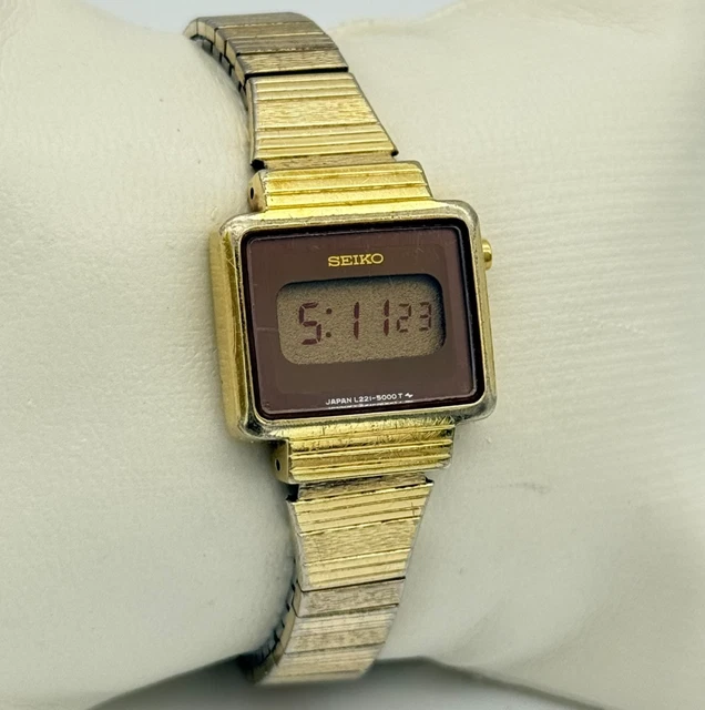 VINTAGE SEIKO GOLD Tone Digital Women display picture 2