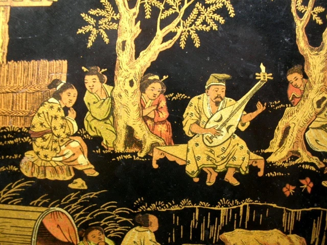 ANTIQUE PAPER MACHE LACQUER CHINA CHINESE BOX 19x19 cm