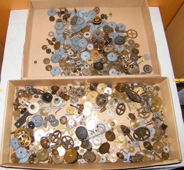 Für Baukästen etc. großes Konvolut Zahnräder ca. 4,5 kg (562)