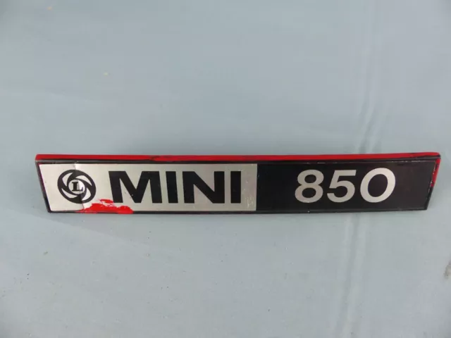 MINI COOPER 850 sigle monogramme insigne logo emblème badge coffre en métal