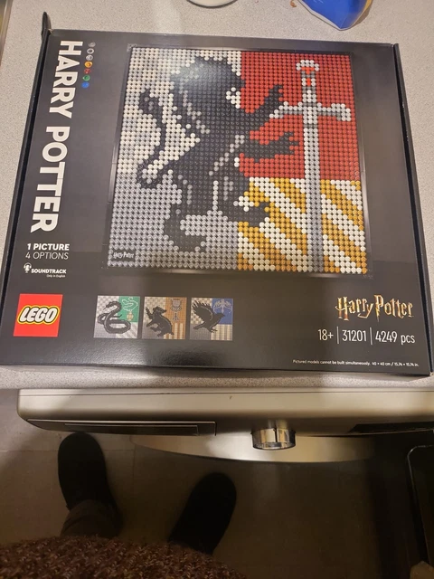 LEGO ART HARRY Potter Hogwarts Crests Poster Set Collectable 31201! New ...