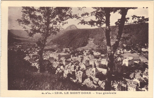63 - cpa - LE MONT DORE - Vue générale ( i 3918)