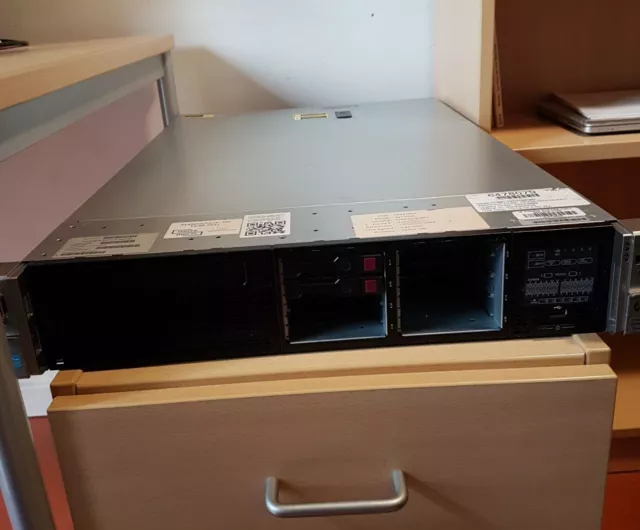 HP ProLiant DL380p Gen8 Server 2x Xeon E5-2680 8-Core 2.70 GH 96GB RAM