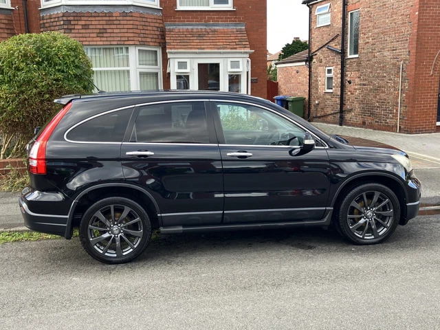 genuine-honda-cr-v-black-edition-19-alloy-wheels-with-bridgestone
