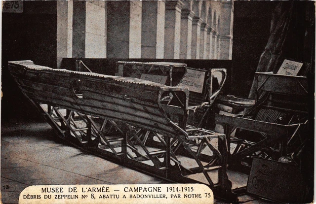 CPA AK Militaire Aviation Musée de l'Armée Debris du Zeppelin No8 (695916)