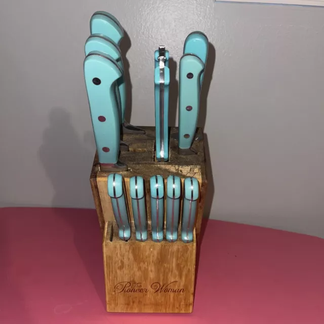 https://www.picclickimg.com/SqsAAOSwkydkfXVP/The-Pioneer-Woman-Cowboy-Rustic-12-Pc-Forged-Cutlery.webp