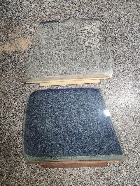 1973-1980 Chevy Squarebody C/K10-30 K5 Blazer Front Door Glass Set W/ Track OEM