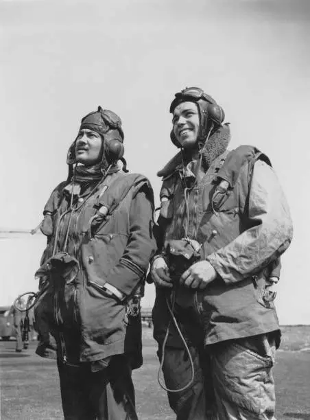 Two Raf Pilots At England 1940 Old Photo