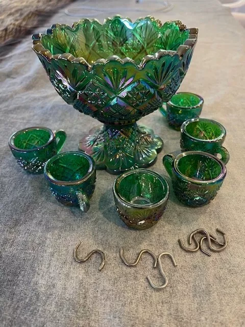 Miniature Carnival Gass punch bowl + 6 cups & hooks- dazzling green