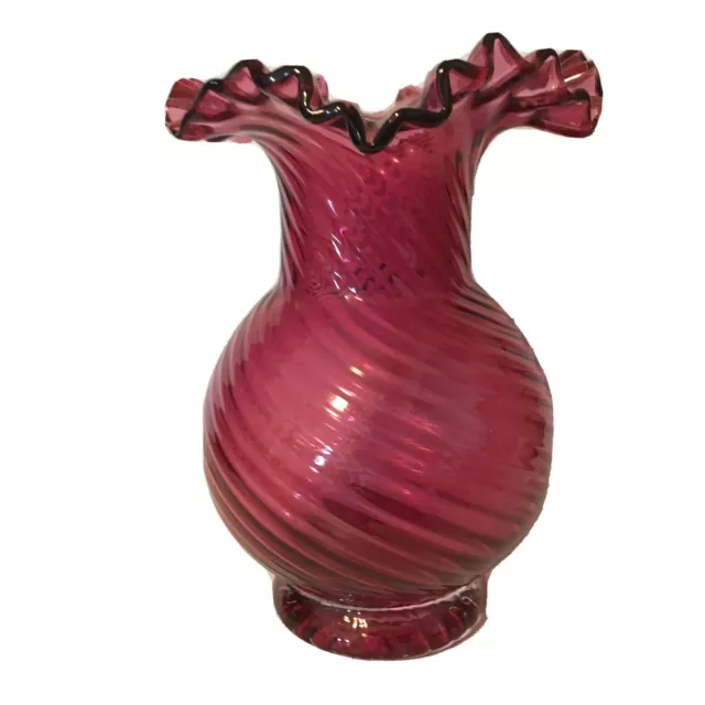 VTG Fenton? Cranberry Swirl Optic Glass Double Crimped Ruffled Bulbous Vase 7.5”