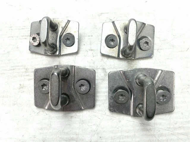 2010 BMW 335xi 335i 328i 328xi E90 Sedan 4 Door Catch / Latch Set w Bolts