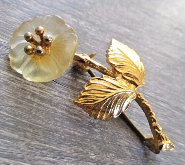 Broche Vintage Losange Laiton Et Pâte De Verre - Bijou Ancien à Incrustations