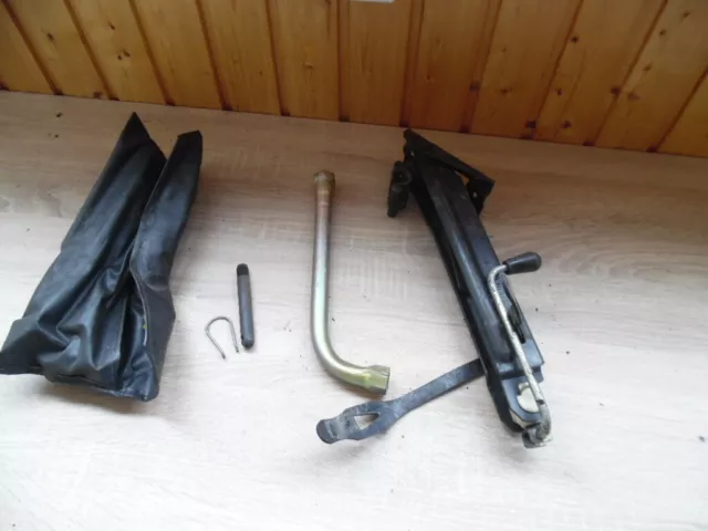 Audi 80 Cabriolet Coupe Wagenheber 895011031A Bilstein Original Pannenset Bordwe