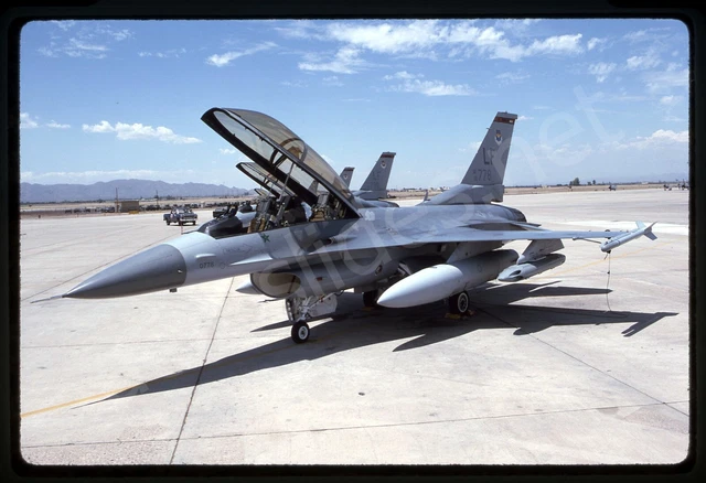 USAF General Dynamics F-16D 90-0778 Aug 95 - MIG Kill Kodachrome Slide/Dia