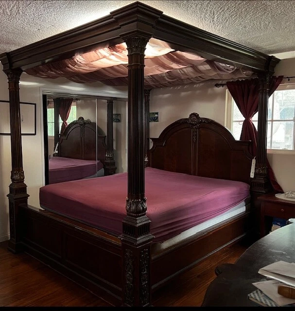 King Size Hand Carved Four 4 Poster Canopy Bed, Bed Stand and Dresser