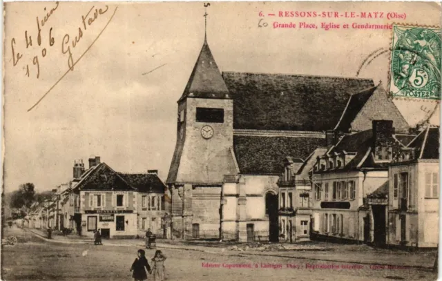 CPA RESSON-sur-MATZ Large Place Church & Gendarmerie (376937)