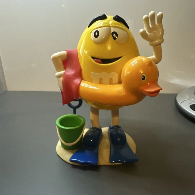 Fun Machine Dispenser | M&M'S M&M's Beach Fun Dispenser