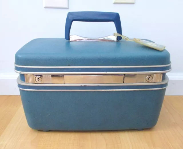 Vtg MCM Blue Samsonite Silhouette Hard Shell Train Case Luggage Tag Carry-On
