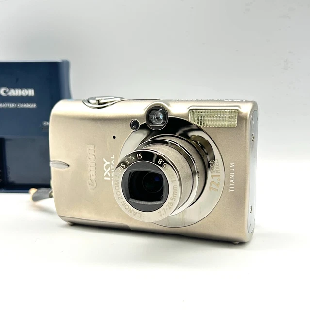 CANON IXY DIGITAL 2000 IS Compact Digital Camera From Japan