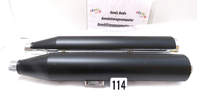 MINT! Harley OEM Chrome Mufflers w/ Black Heatshields #64901186 18-22 Street Bob
