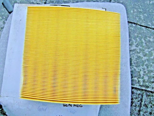 Opel Omega  Air Filter